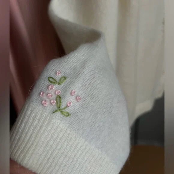 Vintage embroidered cardigan - Picture 6 of 7